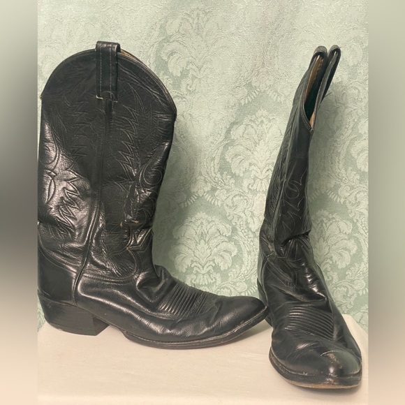 Vintage Black Cowboy boots - Picture 2 of 8